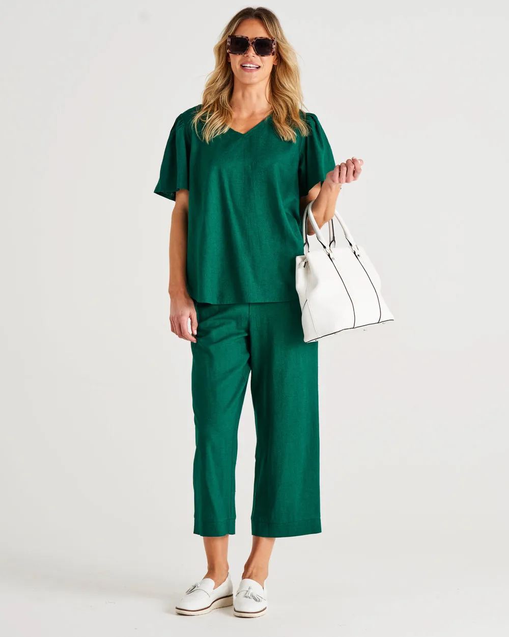 Betty Basics Marina Linen Blouse Hunter Green