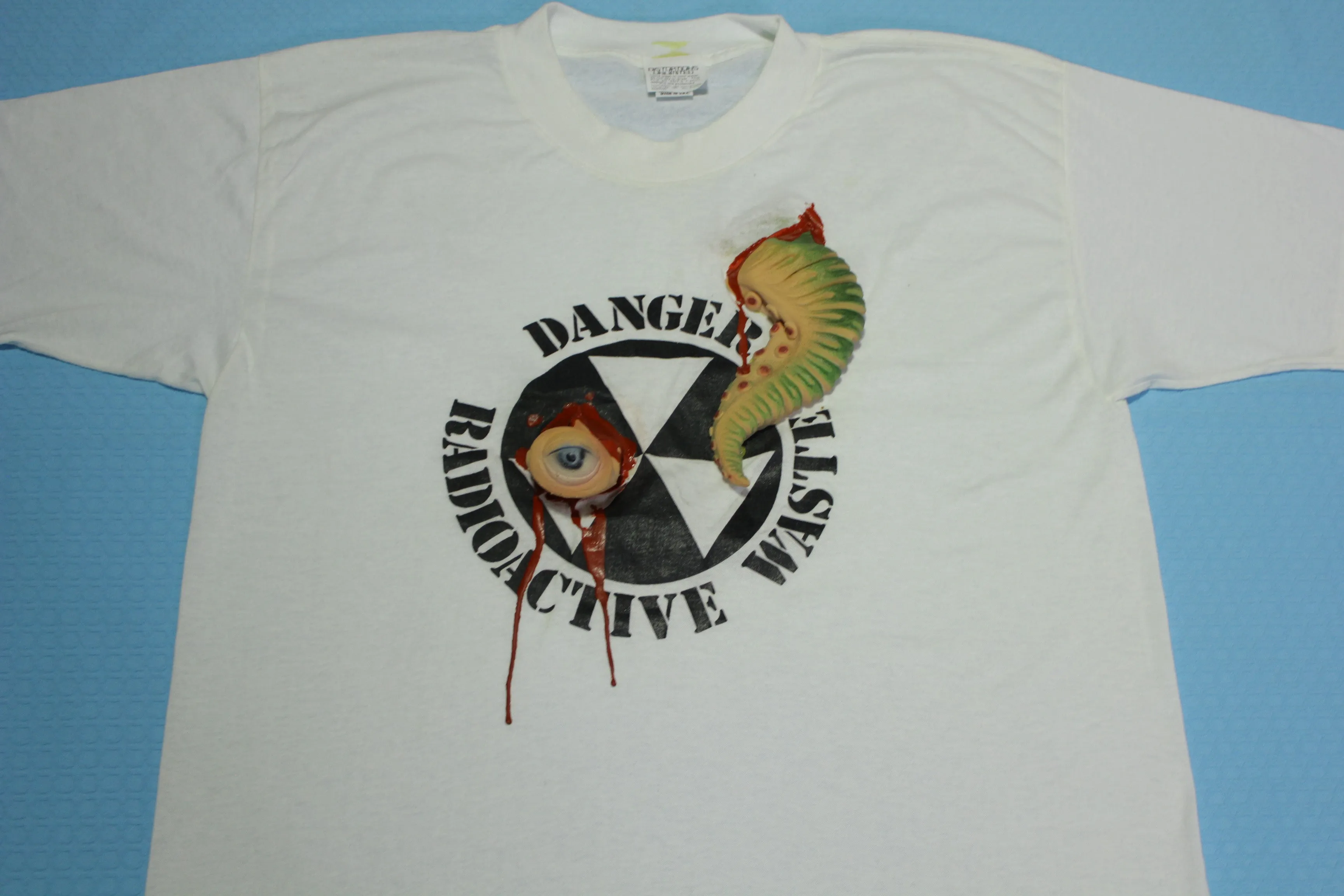 Danger Radioactive Waste Vintage Funny One Eyed Mutant 3D T-Shirt