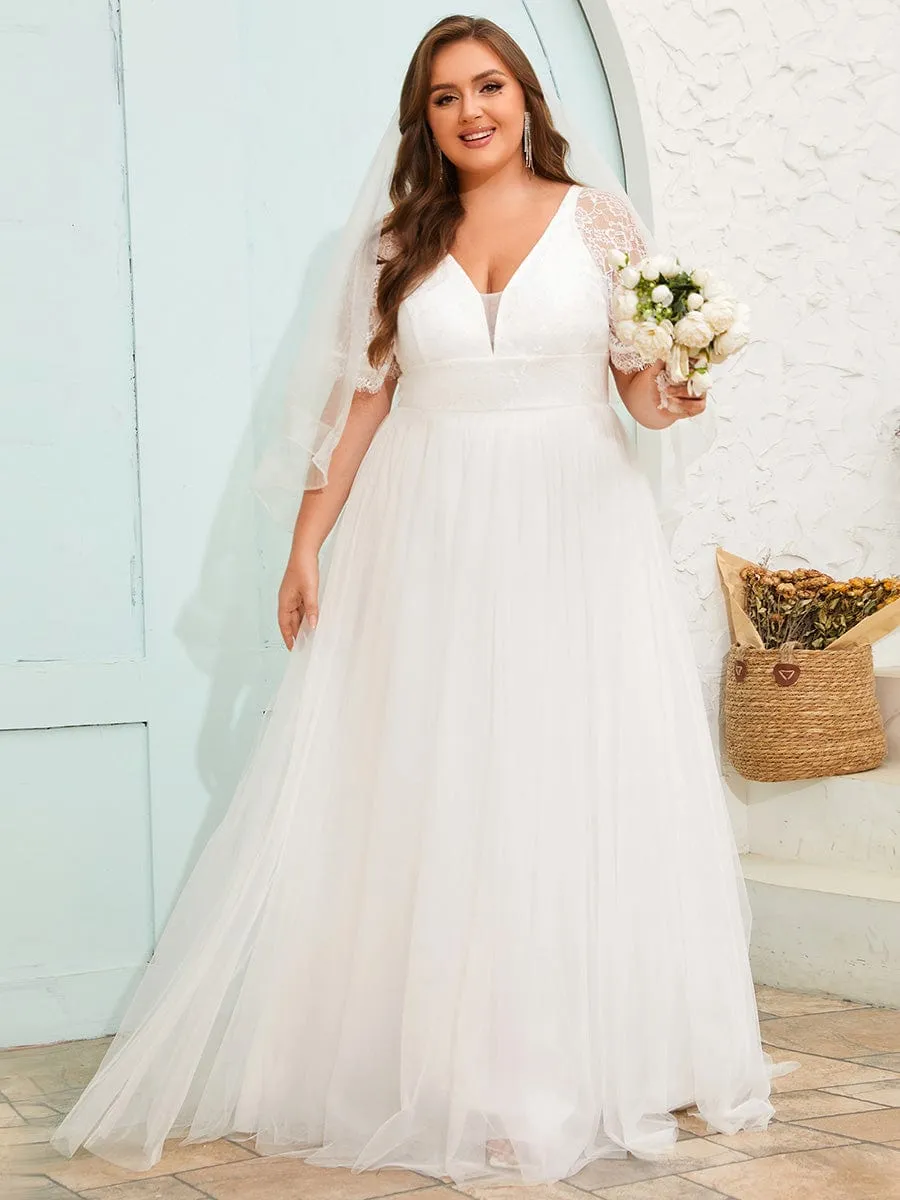 Dreamy Plus Size V-Neck Lace Short Sleeves Tulle Wedding Dresses