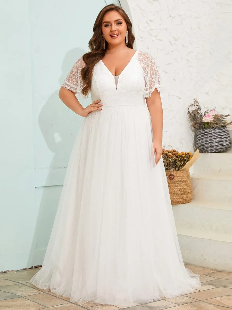 Dreamy Plus Size V-Neck Lace Short Sleeves Tulle Wedding Dresses