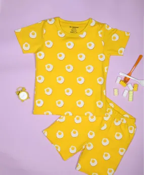 Eggs Pattern Half Sleeves T-Shirt & Shorts Set