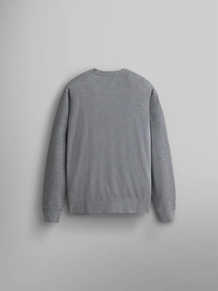 ESSENTIAL FRENCH TERRY CREWNECK