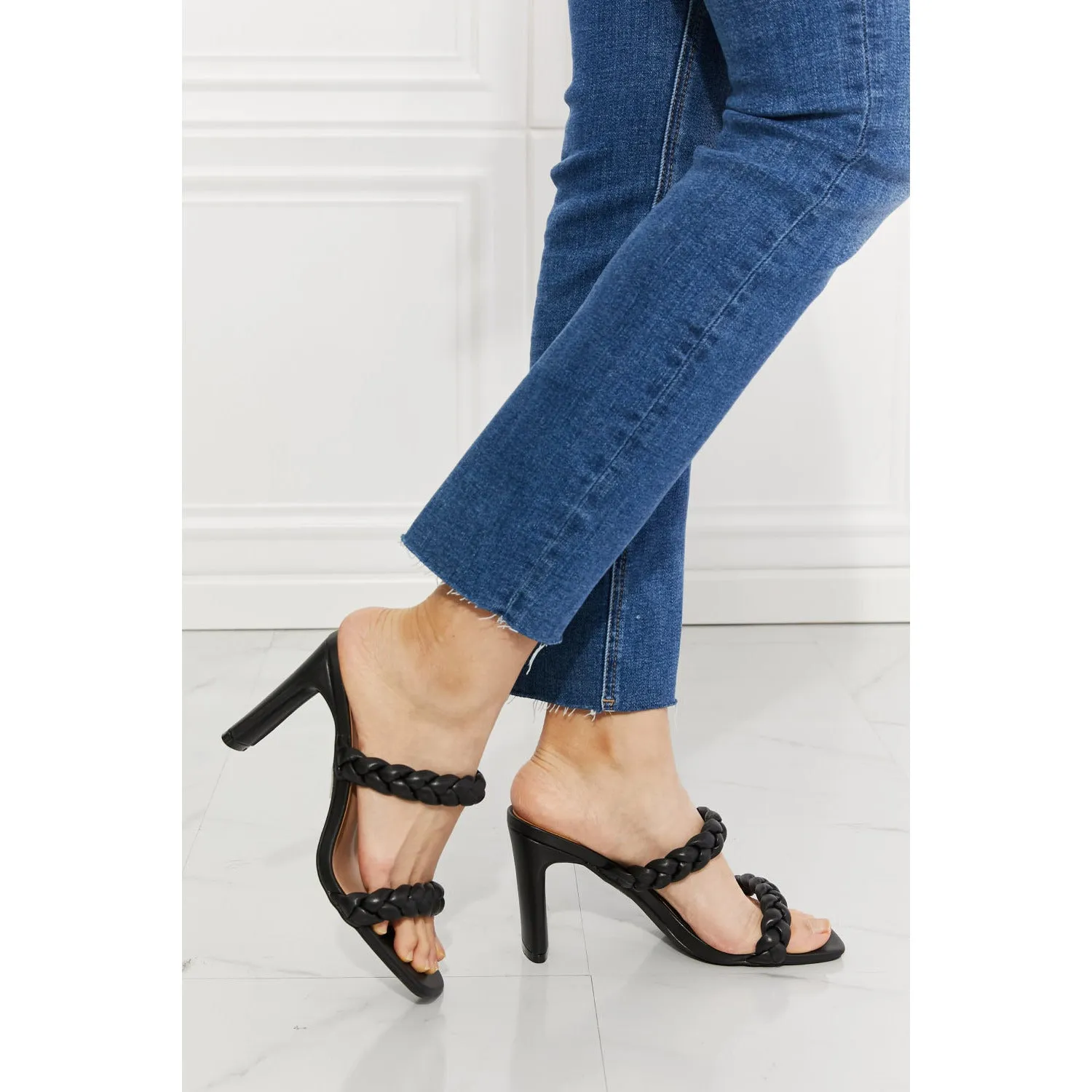 MMShoes In Love Double Braided Block Heel Sandal in Black