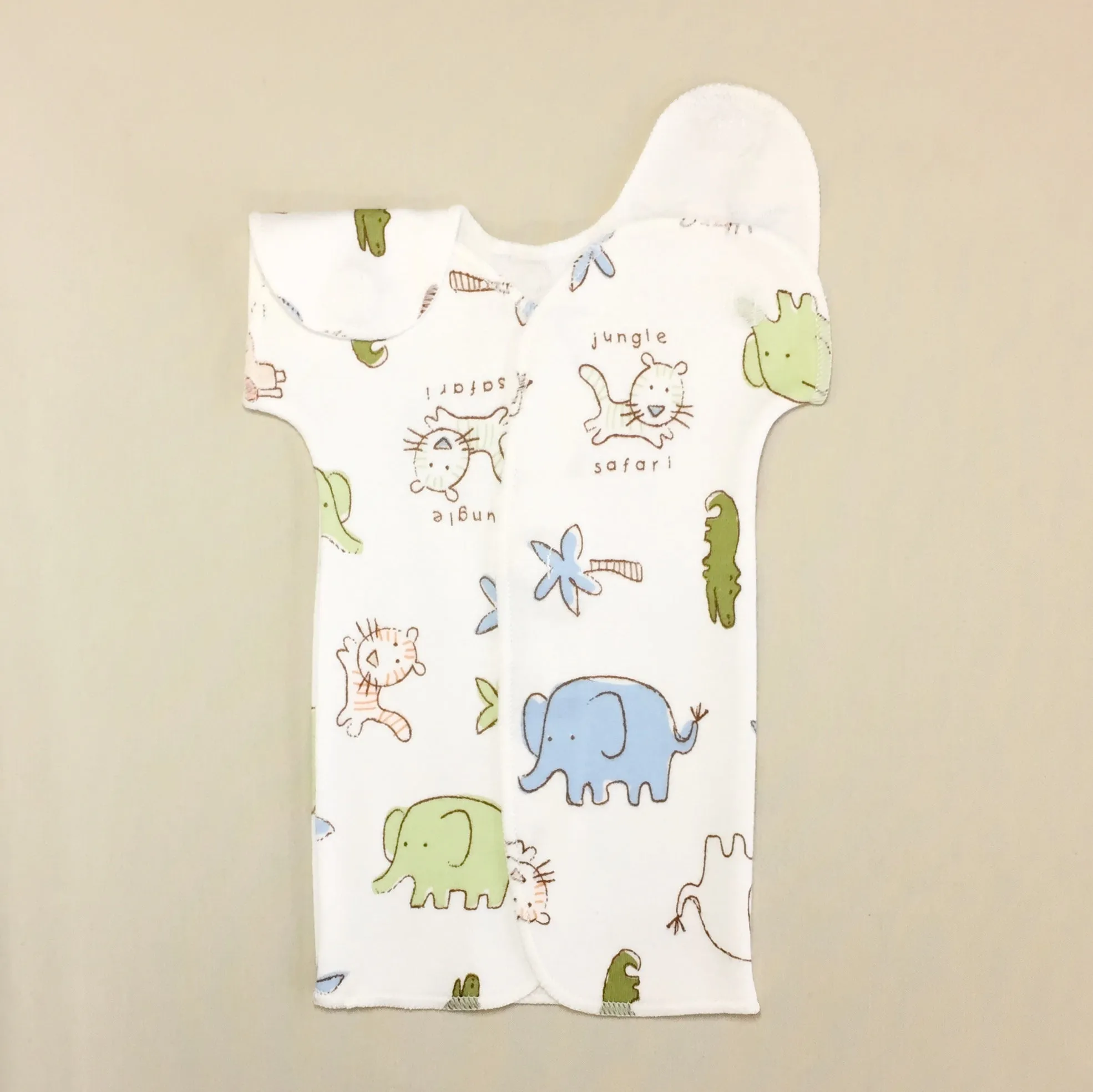 NICU Friendly Gown Jungle