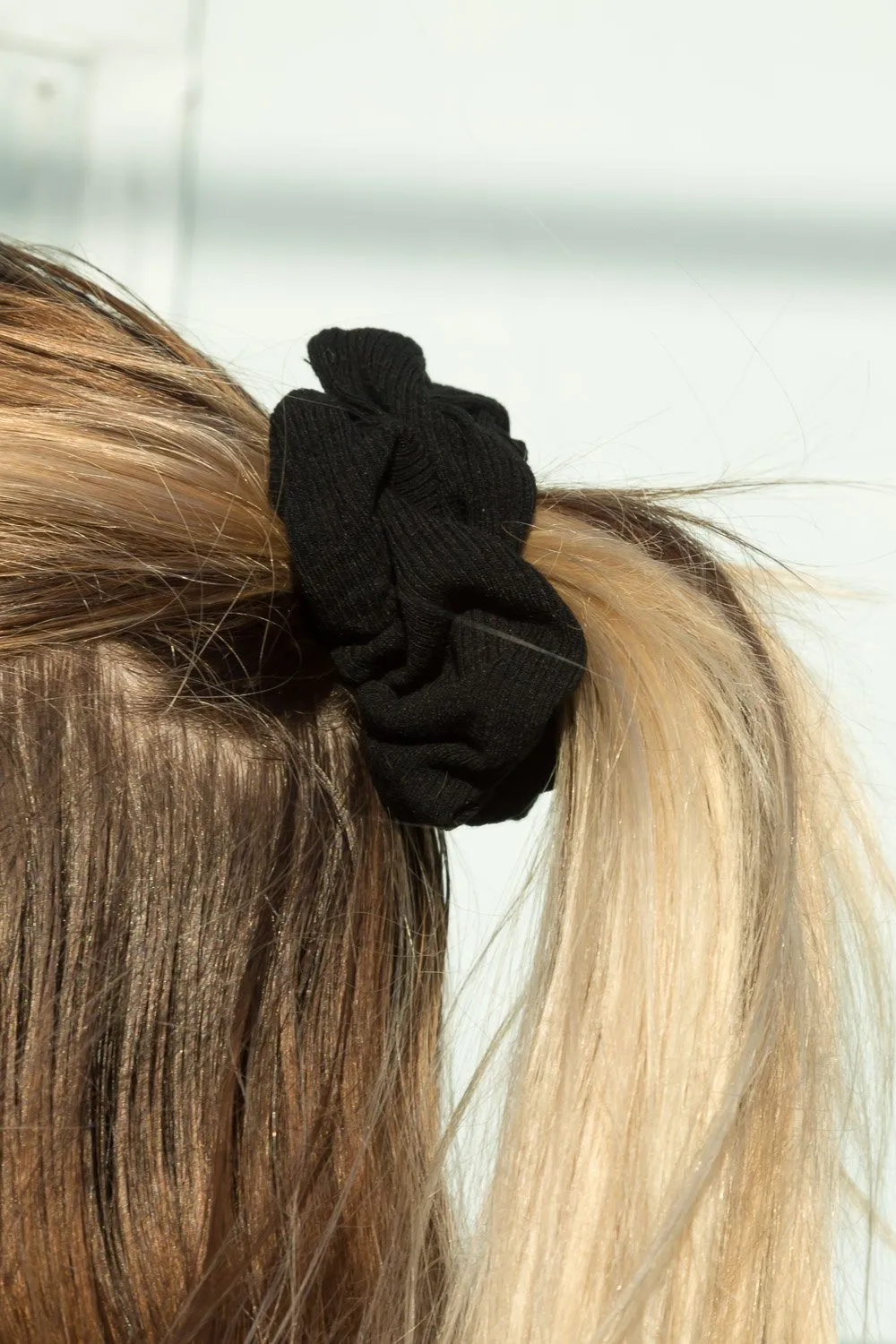 Ribbed Scrunchie