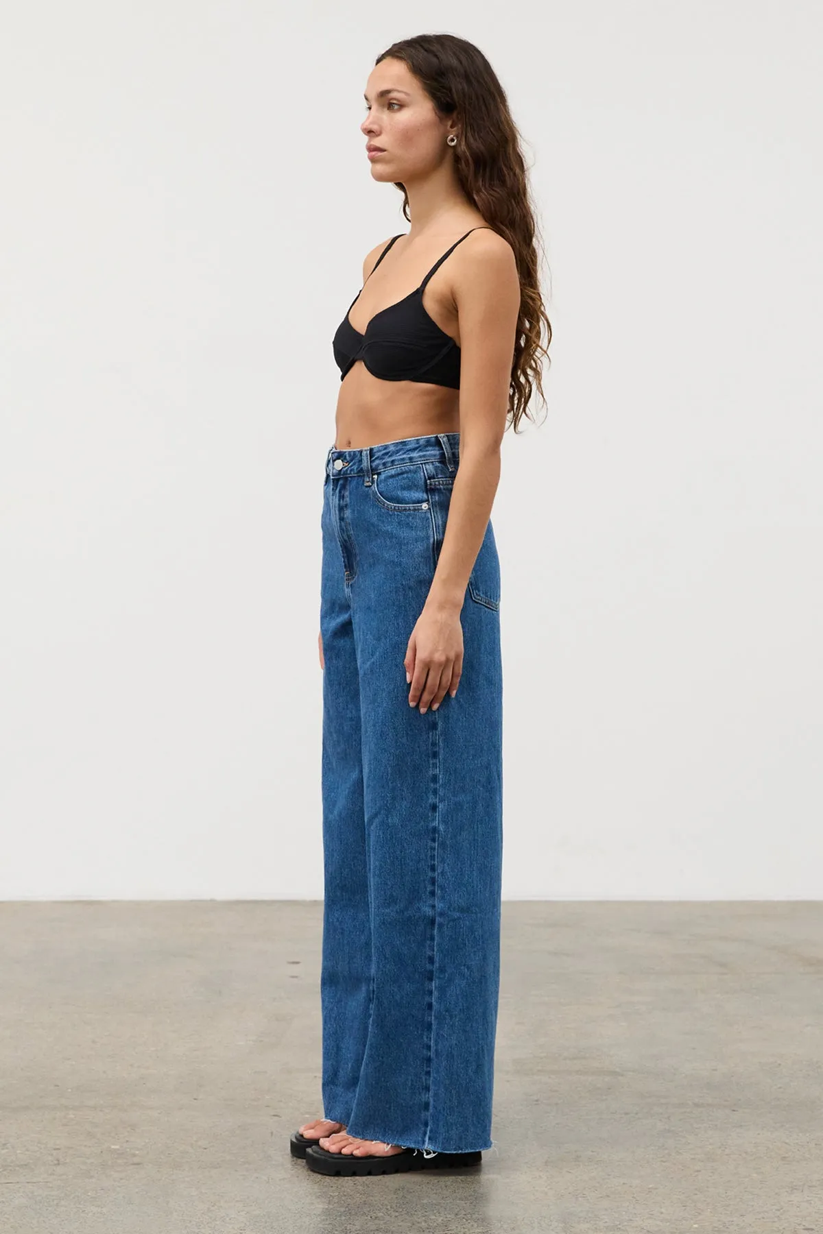 Signature Denim Relaxed Straight Jean - Indigo