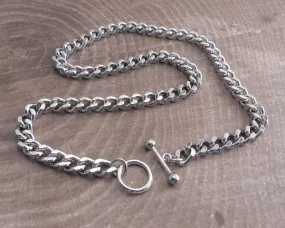 Squared Leash Chain Necklace Toggle